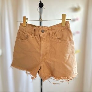 Levi Cutoffs in Natural / Camel / Tan (23 / XXS)